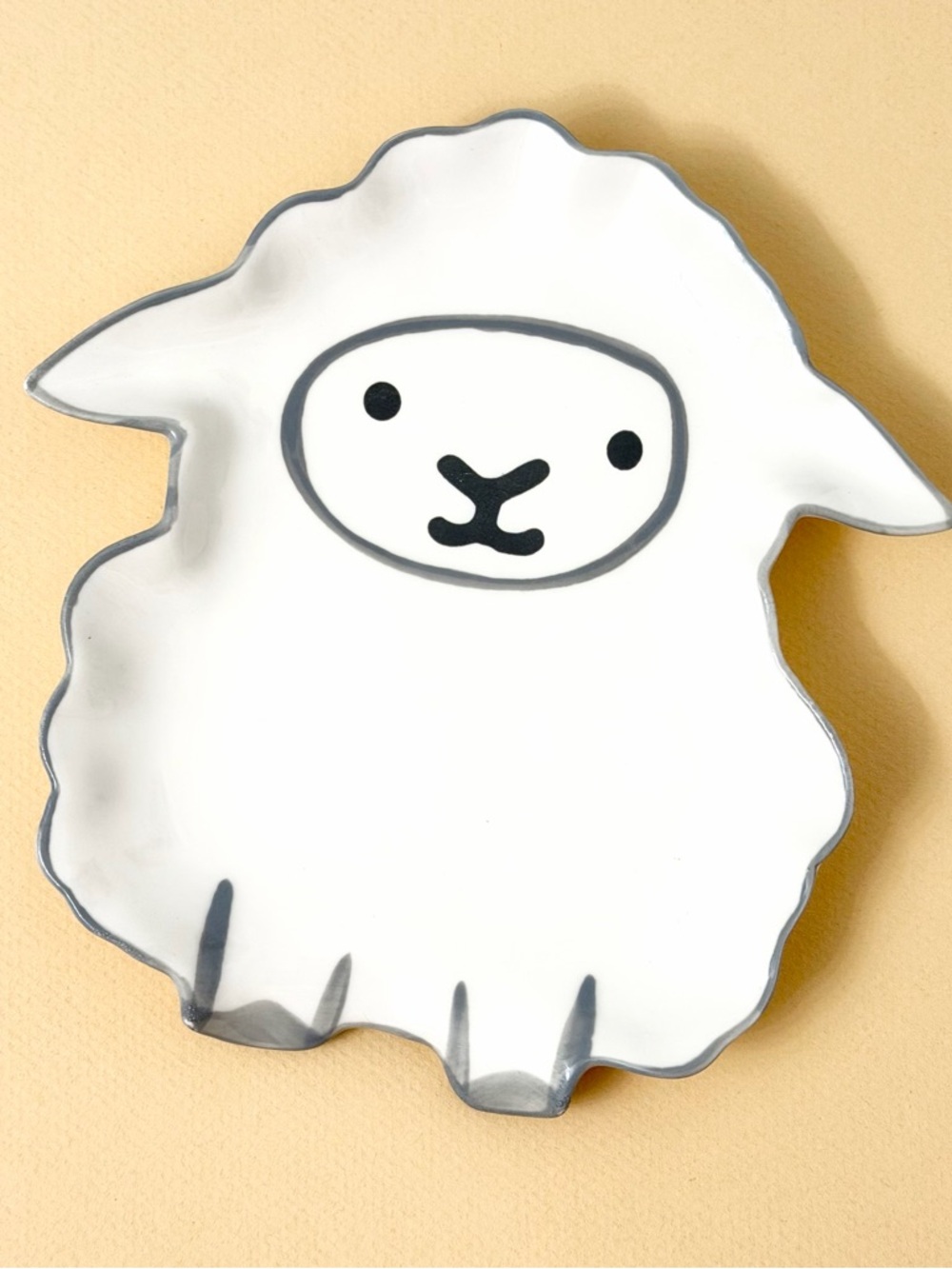 Prima Design White Sheep Porcelain Key Tray/Jewelry Trinket Dish/Spoon Rest